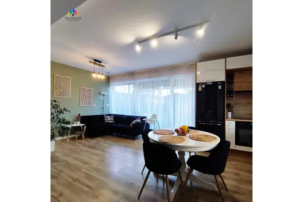 dolnośląskie, bolesławiecki, Bolesławiec, Dobra, Mieszkanie bezczynszowe, dwupoziomowe z ogródkiem + dwa miejsca postojowe.